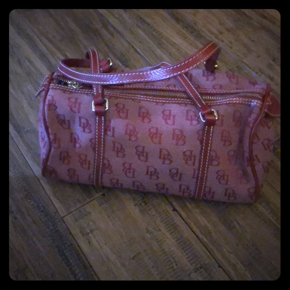 Dooney & Bourke. Crimson and cream. GUC.